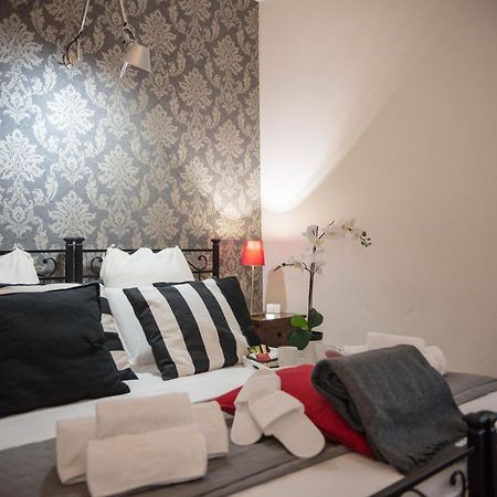 Hotel La Residenza Dell'Angelo Nuova Roma Esterno foto
