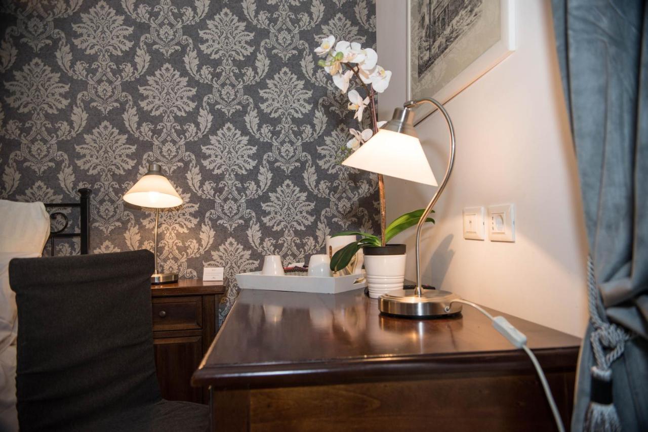 Hotel La Residenza Dell'Angelo Nuova Roma Esterno foto